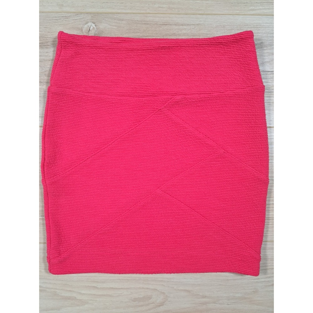 Charlotte Russe Pink Textured Geometric Bodycon‎ Mini Skirt XS 289002